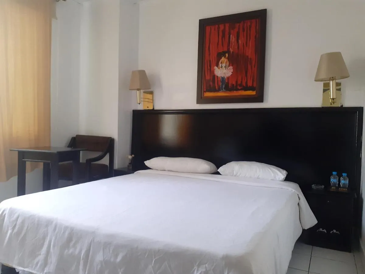 ***  Hotel Doral Ecuador